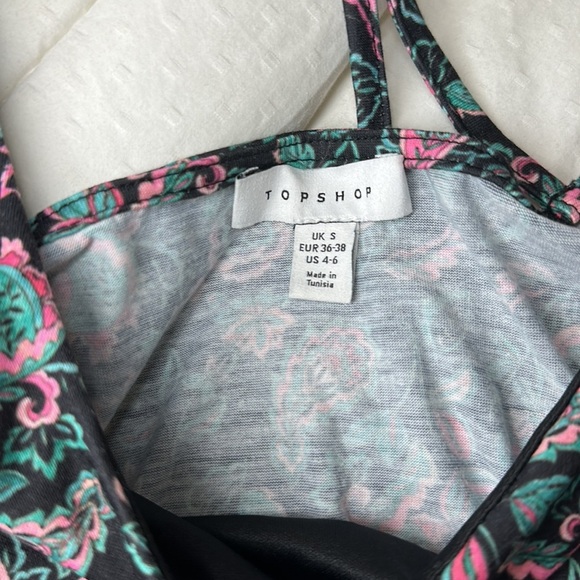 TopShop Crop Smocked Square Neck Floral Print Blouse Multicolor//size 4-6 - Picture 5 of 6